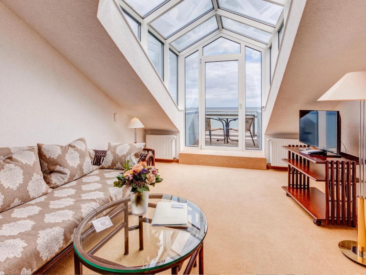 Hotel Seeschloesschen Hohwacht Exteriör bild