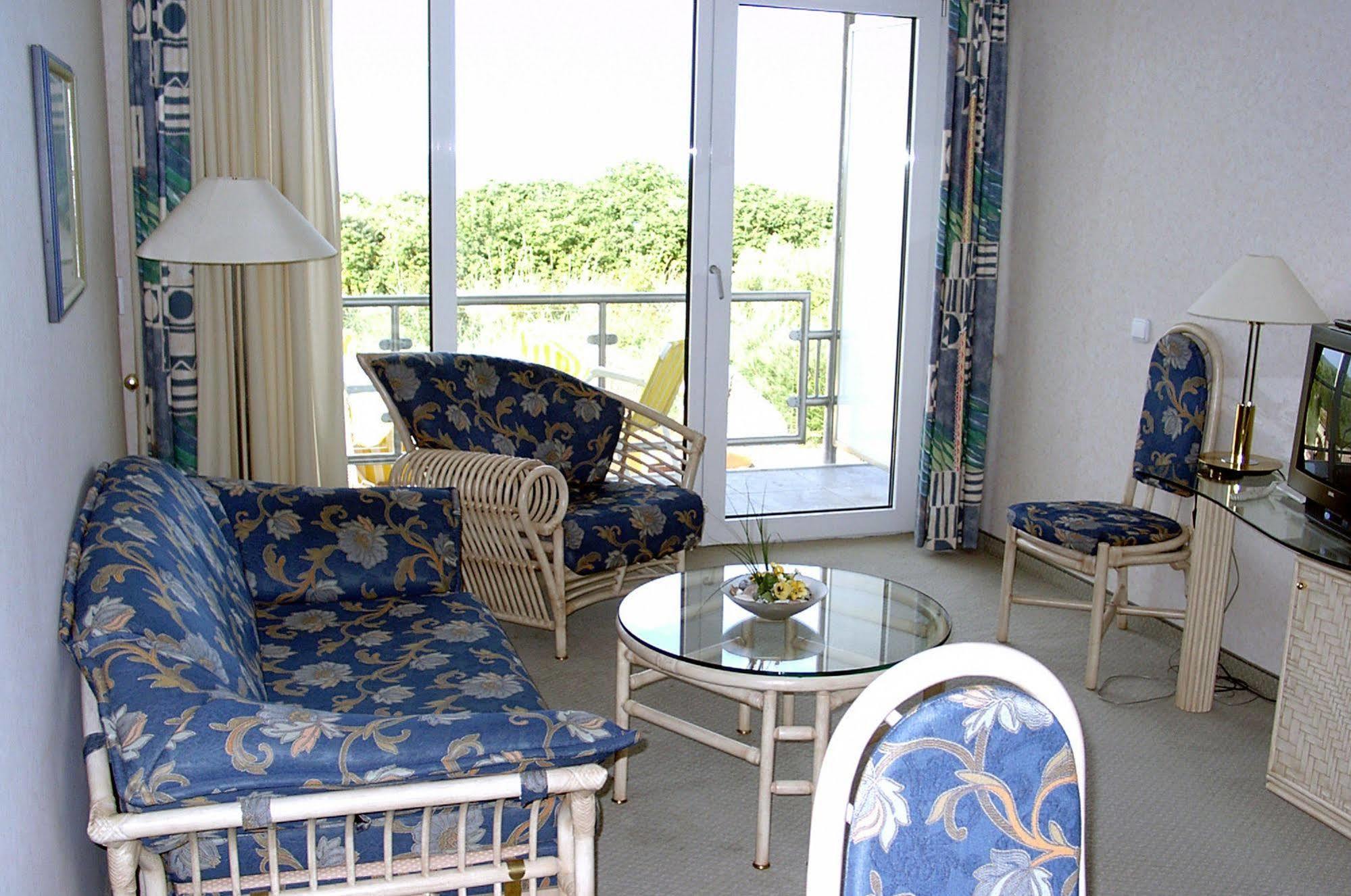 Hotel Seeschloesschen Hohwacht Exteriör bild