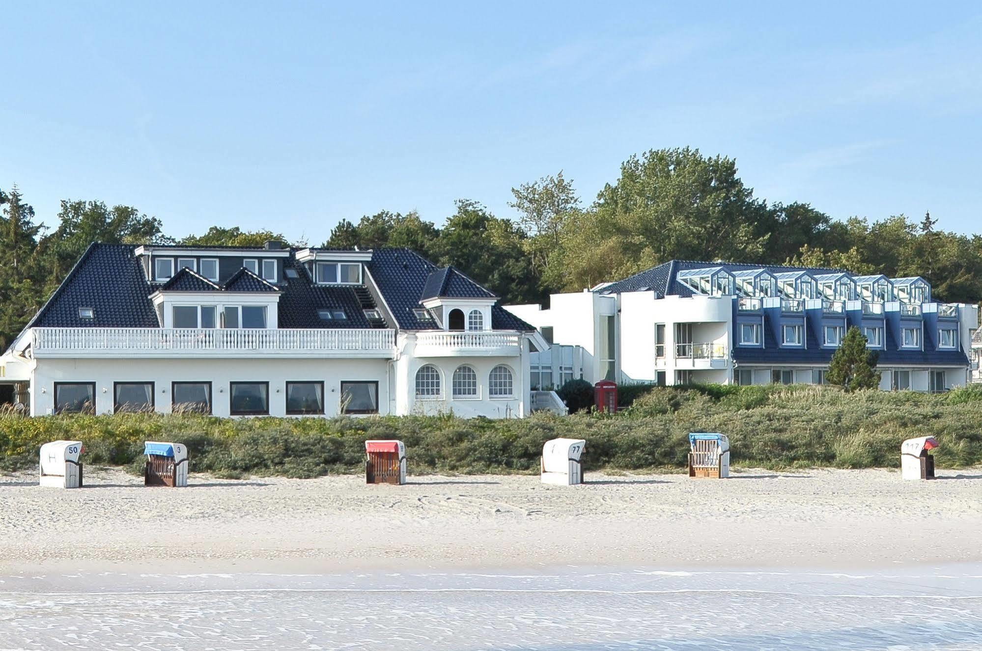 Hotel Seeschloesschen Hohwacht Exteriör bild
