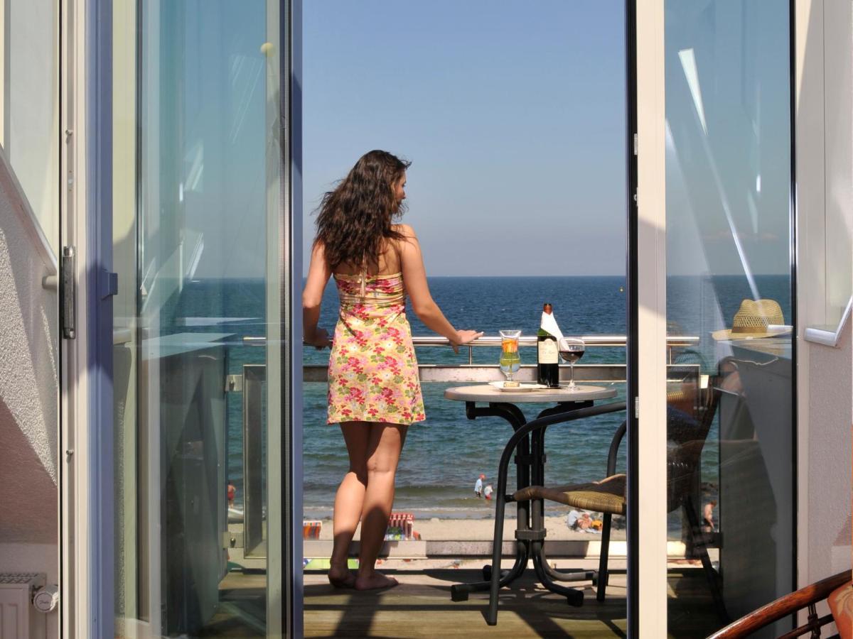 Hotel Seeschloesschen Hohwacht Exteriör bild